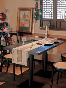 American Retro Cotton Linen Table Flag TV Cabinet Coffee Table Decorative Fabric Dining Table Mat Wood Grain Style Striped Pattern