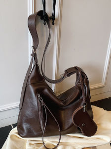 Vintage Large Tote Bag Womens Fashion Commuter Single Shoulder Crossbody Bag Zinc Alloy Zipper PU Leather Soft Surface