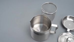 Stainless steel oil filter tank with lid and fine pore filter 1.5L/2L oil storage tank ergonomic handle multi-purpose kitchen to