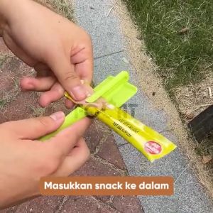 FOCAT Sendok Pendorong Creamy Treats Kucing Anjing F12 Sendok Snack Kucing / Cat Snack Spoon