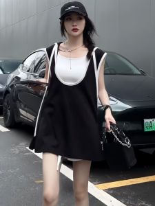 Fashionable Casual Womens Summer Outfit Polyester Two-Piece Set Hooded No Sleeve Vest Wide Leg Shorts Three-Piece Set