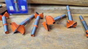 Mata Bor Kayu Engsel Sendok Merah Flexigo Forstner Bit Hole 20 mm
