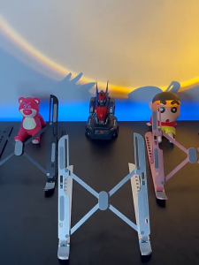 แท่นวางโน๊ตบุ๊คแบบพับได้คุณภาพสูง วัสดุอลูมิเนียม พกพาสะดวก สำหรับแท็บเล็ตและแล็ปท็อป พร้อมเคสระบายความร้อน