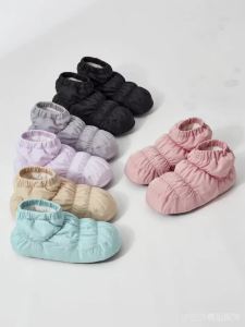 Dance Shoes Warm Dancing Boots Ballet Shoes for Adults and Children for Physical Training and Protection
