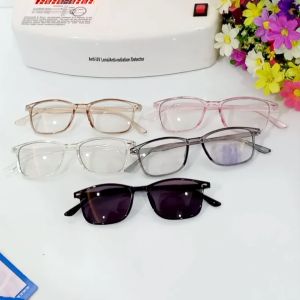 แว่นกรองแสงสีฟ้า+ออกแดดเปลี่ยนสี เลนส์บลูฯออโต้ ทรงเหลี่ยม ดัดงอได้ รหัส CGA59