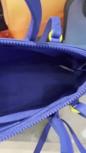 Tas Bahu Wanita Branded/Tas Selempang Branded