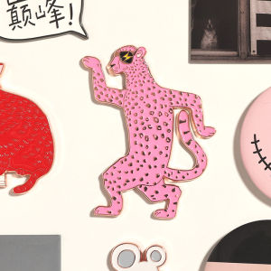 Nhãn Dán Tủ Lạnh Hình Sói Tím Màu Hồng Ban Đầu Bằng Kim Loại Nghệ Thuật Hiện Đại Phong Cách Hoạt Hình Đồ Trang Trí Nhà