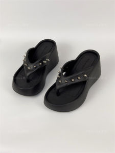 Dép Xỏ Ngón Đế Dày Găm Cài Punk Dành Cho Nữ Mùa Hè 2024 Dép Xỏ Ngón Đế Xuồng Đế Ngoài EVA Cao 8cm Thường Ngày