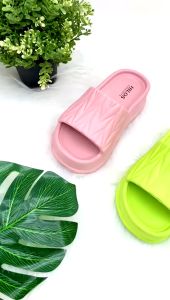 Wedges Kokop / Sendal / Sandal Wanita Dewasa / Perempuan / Cewek Cewek Terbaru Fresha Gesper Kotak