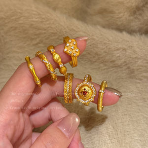 แหวนรูปหัวใจทอง Zirconia สำหรับผู้หญิง เครื่องประดับแฟชั่นระดับไฮเอนด์ เครื่องประดับเพชรเล็กๆ แหวนนิ้วสุดเก๋