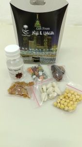 Paket Oleh-Oleh Haji & Umroh Grosir Ekonomis Lengkap\\n\\n Apa itu Hampers Dus Teng Teng Murah?\\n\\nHampers Dus Teng Teng Murah adalah kemasan oleh-oleh yang dirancang khusus untuk para jemaah haji dan umroh. Hampers ini berisi berbagai produk lokal yang berkualitas tinggi dengan harga terjangkau. Hampers Dus Teng Teng Murah memudahkan para jemaah dalam membawa oleh-oleh tanpa harus mengkhawatirkan kualitas dan harga.\\n\\n Manfaat Hampers Dus Teng Teng Murah bagi Para Jemaah Haji dan Umroh\\n\\nMenggunakan Hampers Dus Teng Teng Murah memberikan banyak manfaat bagi para jemaah haji dan umroh. Beberapa manfaat tersebut antara lain:\\n\\n- Efisiensi waktu: Hampers Dus Teng Teng Murah menghemat waktu karena tidak perlu memilih produk satu per satu.\\n- Efisiensi biaya: Hampers Dus Teng Teng Murah menawarkan harga terjangkau sehingga jemaah dapat menghemat biaya.\\n- Kualitas produk: Hampers Dus Teng Teng Murah hanya berisi produk berkualitas tinggi.\\n- Variasi produk: Hampers Dus Teng Teng Murah menyediakan berbagai jenis produk lokal yang menarik.\\n\\n Bagaimana Memilih Hampers Dus Teng Teng Murah yang Berkualitas?\\n\\nUntuk memilih Hampers Dus Teng Teng Murah yang berkualitas, ada beberapa hal yang perlu diperhatikan:\\n\\n- Pilih hampers yang memiliki beragam produk lokal.\\n- Pastikan hampers tersebut terbuat dari bahan yang aman dan ramah lingkungan.\\n- Periksa kualitas produk dalam hampers sebelum membeli.\\n- Bandingkan harga dan kualitas hampers dari berbagai penyedia.\\n\\n Mengenal Paket Oleh-Oleh Haji dan Umroh Grosir\\n\\nPaket Oleh-Oleh Haji dan Umroh Grosir adalah solusi ideal bagi para jemaah yang ingin membawa oleh-oleh dalam jumlah besar dengan harga terjangkau. Paket ini dirancang untuk memenuhi kebutuhan oleh-oleh haji dan umroh secara efisien dan efektif.\\n\\n Keuntungan Menggunakan Paket Oleh-Oleh Haji dan Umroh Grosir\\n\\nMenggunakan Paket Oleh-Oleh Haji dan Umroh Grosir memberikan banyak keuntungan bagi para jemaah, antara lain:\\n\\n- Efisiensi waktu: Paket Oleh-Oleh Haji dan Umroh Grosir menghemat waktu karena tidak perlu membeli produk satu per satu.\\n- Efisiensi biaya: Paket Oleh-Oleh Haji dan Umroh Grosir menawarkan harga terjangkau sehingga jemaah dapat menghemat biaya.\\n- Kualitas produk: Paket Oleh-Oleh Haji dan Umroh Grosir hanya berisi produk berkualitas tinggi.\\n- Variasi produk: Paket Oleh-Oleh Haji dan Umroh Grosir menyediakan berbagai jenis produk lokal yang menarik.\\n\\n Bagaimana Memilih Paket Oleh-Oleh Haji dan Umroh Grosir yang Sesuai?\\n\\nUntuk memilih Paket Oleh-Oleh Haji dan Umroh Grosir yang sesuai, ada beberapa hal yang perlu diperhatikan:\\n\\n- Pilih paket yang memiliki beragam produk lokal.\\n- Pastikan paket tersebut terbuat dari bahan yang aman dan ramah lingkungan.\\n- Periksa kualitas produk dalam paket sebelum membeli.\\n- Bandingkan harga dan kualitas paket dari berbagai penyedia.\\n\\n Tali Jinjing Murah: Solusi Praktis untuk Oleh-Oleh Haji dan Umroh\\n\\nTali Jinjing Murah adalah solusi praktis bagi para jemaah haji dan umroh yang ingin membawa oleh-oleh dengan mudah dan efisien. Tali jinjing ini memiliki berbagai kelebihan yang membuatnya menjadi pilihan tepat bagi para jemaah.\\n\\n Kelebihan Menggunakan Tali Jinjing Murah untuk Oleh-Oleh Haji dan Umroh\\n\\nMenggunakan Tali Jinjing Murah memberikan banyak kelebihan bagi para jemaah, antara lain:\\n\\n- Praktis: Tali jinjing murah memudahkan jemaah dalam membawa oleh-oleh.\\n- Hemat biaya: Tali jinjing murah menawarkan harga terjangkau sehingga jemaah dapat menghemat biaya.\\n- Variasi warna: Tali jinjing murah tersedia dalam berbagai warna yang menarik.\\n- Kualitas bahan: Tali jinjing murah terbuat dari bahan berkualitas tinggi.\\n\\n Bagaimana Memilih Tali Jinjing Murah yang Berkualitas?\\n\\nUntuk memilih Tali Jinjing Murah yang berkualitas, ada beberapa hal yang perlu diperhatikan:\\n\\n- Pilih tali jinjing yang terbuat dari bahan berkualitas tinggi.\\n- Pastikan tali jinjing tersebut aman dan ramah lingkungan.\\n- Periksa kualitas tali jinjing sebelum membeli.\\n- Bandingkan harga dan kualitas tali jinjing dari berbagai penyedia.\\n\\n Paket Haji dan Umroh Lengkap: Pilihan Terbaik untuk Oleh-Oleh\\n\\nPaket Haji dan Umroh Lengkap adalah solusi ideal bagi para jemaah yang ingin membawa oleh-oleh yang lengkap dengan harga terjangkau. Paket ini dirancang untuk memenuhi kebutuhan oleh-oleh haji dan umroh secara efisien dan efektif.\\n\\n Keuntungan Menggunakan Paket Haji dan Umroh Lengkap\\n\\nMenggunakan Paket Haji dan Umroh Lengkap memberikan banyak keuntungan bagi para jemaah, antara lain:\\n\\n- Efisiensi waktu: Paket Haji dan Umroh Lengkap menghemat waktu karena tidak perlu membeli produk satu per satu.\\n- Efisiensi biaya: Paket Haji dan Umroh Lengkap menawarkan harga terjangkau sehingga jemaah dapat menghemat biaya.\\n- Kualitas produk: Paket Haji dan Umroh Lengkap hanya berisi produk berkualitas tinggi.\\n- Variasi produk: Paket Haji dan Umroh Lengkap menyediakan berbagai jenis produk lokal yang menarik.\\n\\n Bagaimana Memilih Paket Haji dan Umroh Lengkap yang Sesuai?\\n\\nUntuk memilih Paket Haji dan Umroh Lengkap yang sesuai, ada beberapa hal yang perlu diperhatikan:\\n\\n- Pilih paket yang memiliki beragam produk lokal.\\n- Pastikan paket tersebut terbuat dari bahan yang aman dan ramah lingkungan.\\n- Periksa kualitas produk dalam paket sebelum membeli.\\n- Bandingkan harga dan kualitas paket dari berbagai penyedia.\\n\\n Paket Oleh-Oleh Haji Ekonomis: Solusi untuk Para Jemaah yang Ingin Menghemat Biaya\\n\\nPaket Oleh-Oleh Haji Ekonomis adalah solusi ideal bagi para jemaah yang ingin membawa oleh-oleh dengan harga terjangkau. Paket ini dirancang untuk memenuhi kebutuhan oleh-oleh haji secara efisien dan efektif.\\n\\n Keuntungan Menggunakan Paket Oleh-Oleh Haji Ekonomis\\n\\nMenggunakan Paket Oleh-Oleh Haji Ekonomis memberikan banyak keuntungan bagi para jemaah, antara lain:\\n\\n- Efisiensi waktu: Paket Oleh-Oleh Haji Ekonomis menghemat waktu karena tidak perlu membeli produk satu per satu.\\n- Efisiensi biaya: Paket Oleh-Oleh Haji Ekonomis menawarkan harga terjangkau sehingga jemaah dapat menghemat biaya.\\n- Kualitas produk: Paket Oleh-Oleh Haji Ekonomis hanya berisi produk berkualitas tinggi.\\n- Variasi produk: Paket Oleh-Oleh Haji Ekonomis menyediakan berbagai jenis produk lokal yang menarik.\\n\\n Bagaimana Memilih Paket Oleh-Oleh Haji Ekonomis yang Sesuai?\\n\\nUntuk memilih Paket Oleh-Oleh Haji Ekonomis yang sesuai, ada beberapa hal yang perlu diperhatikan:\\n\\n- Pilih paket yang memiliki beragam produk lokal.\\n- Pastikan paket tersebut terbuat dari bahan yang