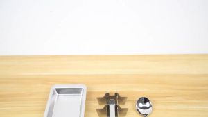 Vintage Stainless Steel Ice Cube Tray Easy-release Ice Cube Maker Bars Kitchens Metal Freezer Mold for Baby Food Juice Veggies