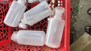 Bình tia nhựa vòi cong dung tích 250ml