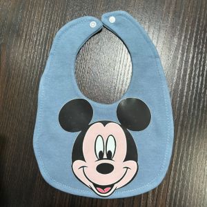 Disney | Luxurious baby pacifier with dust cover baby bib with cute chain clip for newborn to hold the nipple princess/prince style
