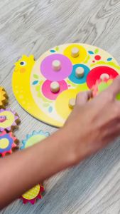 Tender Leaf Toys ของเล่นไม้ ของเล่นเสริมพัฒนาการ ชุดเกียร์หอยทาก Snail Whirls