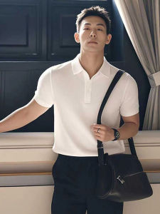 เสื้อโปโลแขนสั้นผู้ชายสไตล์อเมริกัน ทรงเข้ารูป เสื้อยืดคอกลม ทรงหลวม ทรงหลวม ฤดูร้อน 2025 ผ้าฝ้ายผสมโพลีเอสเตอร์