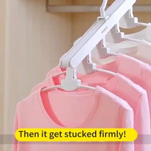 ECOCO ไม้แขวนเสื้อ พับได้ 5 ตัว หัวหมูแขวนเสื้อ 360 องศา ประหัยดพื้น ที่ในตู้เสื้อผ้า