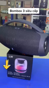 Loa bluetooth Booms Box 3 có tay cầm tiện lợi mang đi âm thanh rõ ràng và giải trí