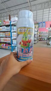 อีโม่ 21-21-21 ปุ๋ยน้ำ ช่วยเสริมสร้างการเจริญเติบโตให้ลำต้น ใบ ช่วยให้ติดดอกติดผลดี ช่วยขยายผล ผลอ่อนโตสม่ำเสมอ