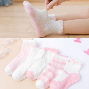 Childrens Floor Socks Anti-Slip Spring Autumn Car Socks Cotton Polyurethane Elastane Cartoon Style for Boys and Girls