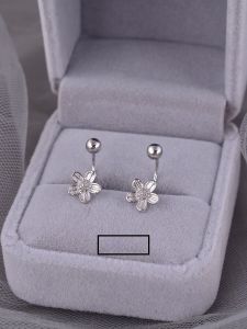 925 Sterling Silver Screw Back Earrings Floral Design Womens Fashion Jewelry Lightweight Luxury Ear Jewelry Korean Style