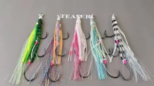 TEASER 2pcs/bag Octopus Beak Jig String Hook UV Luminous Silk Bionic Squid Triple Hook Taira Deep Sea Fishing Hook