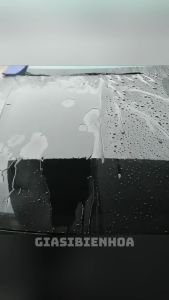 Chai Xịt Nano Chống Bám Đọng Nước Mưa Trên Kính Ô Tô Công Nghệ Nhât Bản 300Ml Tặng Kèm Khăn Lau