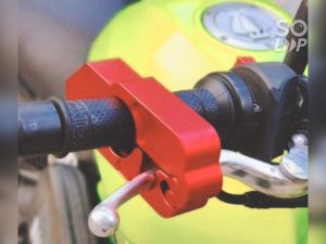 MOTORCYCLE HANDLEBAR LOCK TOP SECURITY PADLOCK MOTOR BRAKE ANTI THEFT LOCK GRIP LOCK UNIVERSAL MOTORCYCLE LEVER LOCK SAFETY BRAKE GRIP PROTECTION SECURITY LOCKS MOTORCYCLE HANDLEBAR GRIP BRAKE BICYCLE SAFETY LOCKS THROTTLE LOCK