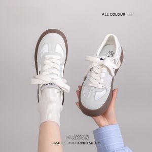 Warrior | รองเท้าผ้าใบผู้หญิงแบบสวมสไตล์ย้อนยุค Wariri ทรงหัวมน พื้นยาง ทรงส้นหนา สวมใส่สบาย สไตล์เยาวชน สีพื้น