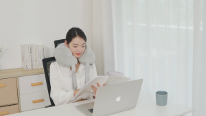 หมอนรองคอ Neck Pillow หมอนรองคอแบบเป่าลมพกพาสะดวก หมอนเดินทาง U หมอนลม หมอนแคมป์ปิ้ง