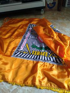 BENDERA PSHT BOLAK BALIK