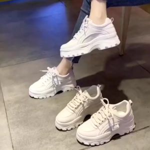 Sneakers Wanita Elegan Sol Tinggi Motif Polos Warna White Viral Tiktok Terbaru 2024