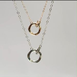 Interlocking Fall In Love Ring Necklace - Fesoles Couple