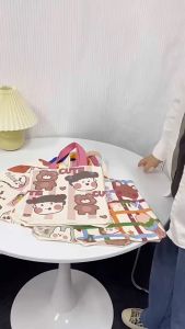 กระเป๋า กระเป๋าผ้าแคนวาส กระเป๋าสะพายข้าง สไตล์เกาหลี สำหลับสาวๆ ลายน่ารัก มี่พร้อมส่ง