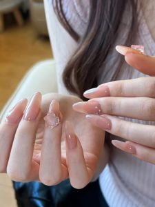 Stunning Gradient Cat Eye Nail Strips Wearable Long Fake Nails Detachable Beautiful Shiny Diamond White Enhancing Nail Tips