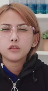 Lens nâu tự nhiên có độ MOCHI Brown - Độ cận 0 - 8 có hỗ trợ cận lệch (Kính áp tròng nâu có độ | Lens nâu cận | Lens nâu có độ)