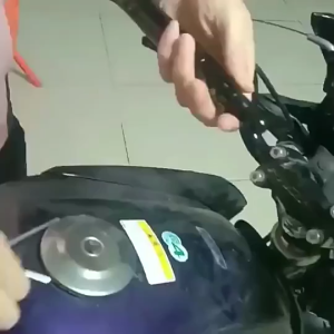 บาร์เสริมมอเตอร์ไซค์ บาร์ค้ำแฮนด์ กระบวนการซีเอ็นซี บาร์เสริมจับก้านกระจก อลูมิเนียม Handlebar 7/8 นิ้ว 22 มม.รถจักรยานย