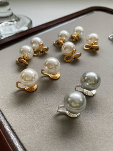 Strong Light Retro Pearl Clip-On Earrings No Piercing Required Womens Fashion Jewelry Mosquito Coil Tray Design Crystal Geometric Pattern