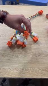 Chân cắm rơ le. Giắc rơ le 4 5 chân lõi đồng 10A-100A