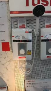 TOSHIBA เครื่องทำน้ำอุ่น 3800 4500 วัตต์ รุ่น TWH-38WTH TWH-45WTH เครื่องทำน้ำอุ่นโตชิบาราคาถูก ส่งทั่วไทย ประกัน5ปี เก็บปลายทาง