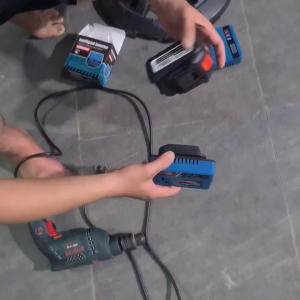 Bộ chuyển đổi nguồn điện từ 18V 21V lên 220v Chân pin M21 phổ thông bảo hành 1 năm