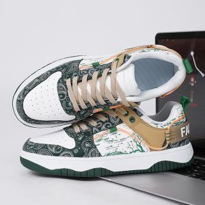 Mens Casual Sport Shoes 2025 Autumn New Style Large Size Original Board Shoes for Teenagers And Students Trendy Flat Kicks