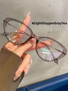 Chuming | Ultra-light Titanium Rimmed Cat Eye Eyeglasses Large Frame Small Face