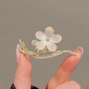 Elegant Medium Size Metal Hair Clip Cat Eye Stone Flower Clip Half Updo Shark Bite Hair Accessory Fashionable Korean Style