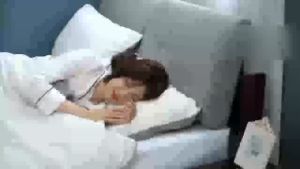 ไดร์เป่าผม ที่เป่าผม เครื่องเป่าผม เครื่องเป่าผมแขวนผนัง การควบคุมอุณหภูมิลม 3 ระดับ ลมแรง เสียงเบา กำลังไฟ 2200W ประหยัดไฟ ตัวเครื่องจะทำงานเมื่อกดปุ่มเท่านั้น เมื่อปล่อยปุ่มเครื่องจะหยุดทำงานเอง ใช้ไดร์เป่าผมช่วยลดรังแค รุ่นติดผนัง/ติดตั้งง่าย