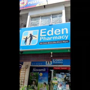 Molnlycke Mepilex Border Flex Self-adherent soft silicone foam dressing ( 7.5cm x 7.5cm )