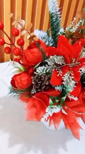 Rangkaian Bunga Natal