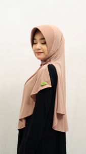 Jilbab Instan Terbaru - Hijab Instan Bulan Sabit - Kerudung Instan Terbaru