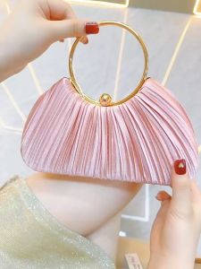 New Pleated Banquet Clutch: A Fashion Party Must-Have
