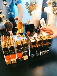 Premium Quality Acrylic Storage Box Transparent Lipstick Brush Organizer Portable